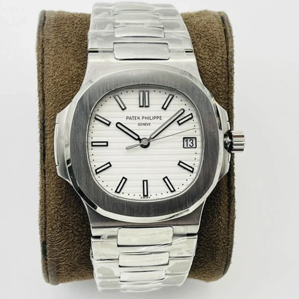 Patek Philippe Sports Series Size: 40*9.0mm