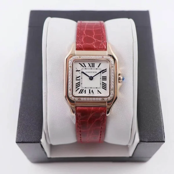 Cartier Cheetah Watch Size: 27*37mm 22*30mm