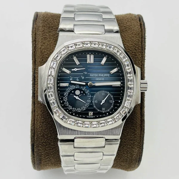 Patek Philippe Sports watch Diameter: 40 mm