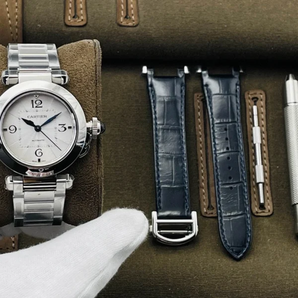 Cartier Pasha series watch Diameter: 41MM Diameter: 35MM