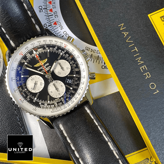 breitling_navitimer_B01_black_chronograph_dial_automatic_AB0127211B1P2