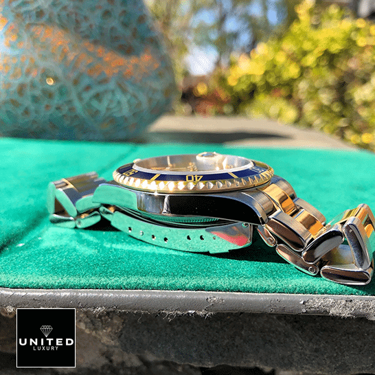 Rolex Submariner 16613 "Serti Two-Tone" Top Grade Clone 1:1 rolex submariner 16613 replica leftside Rolex Submariner 16613 Serti Two Tone Stainless Steel Gold Diamond Replica