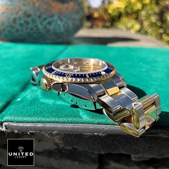Rolex Submariner 16613 "Serti Two-Tone" Top Grade Clone 1:1 rolex submariner 16613 replica side Rolex Submariner 16613 Two Tone Bracelet Stainless Steel Gold Crown Pusher Replica