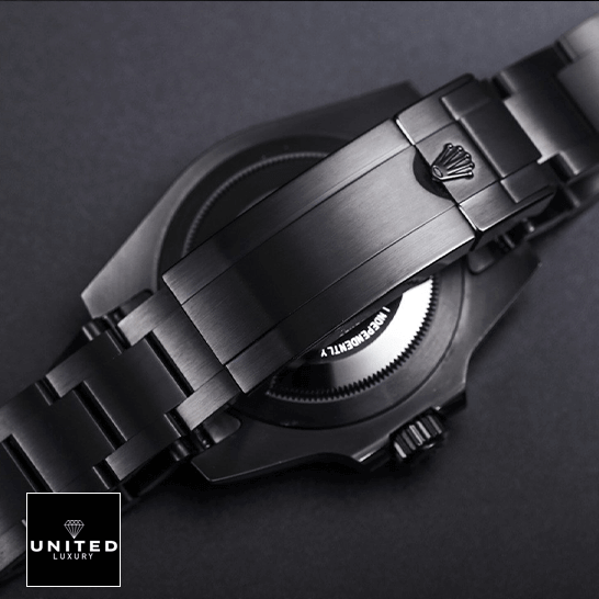 rolex_blaken_submariner_date_singel_red_black_dial_back