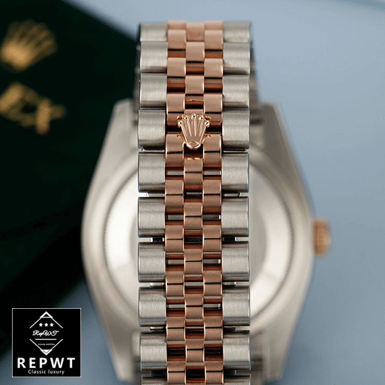 rolex_datejust_126331_rose_gold__amp_sundust_dial_jubilee_man-1