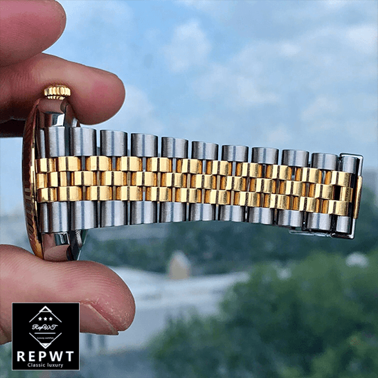 rolex_datejust_126333_yellow_gold__steel_black_dial_jubilee_braclet-1 rolex_datejust_126333_yellow_gold__steel_black_dial_jubilee_braclet-1