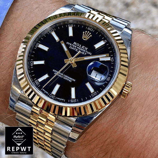 rolex_datejust_126333_yellow_gold__steel_black_dial_jubilee_hand_right-1 rolex_datejust_126333_yellow_gold__steel_black_dial_jubilee_hand_right-1