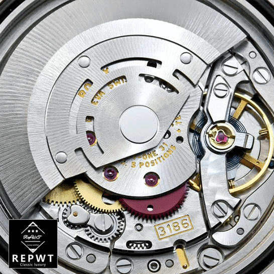 rolex_gmt-master_II_ceramic_black_-blue_batman_unitedluxury_man_black_dial-1