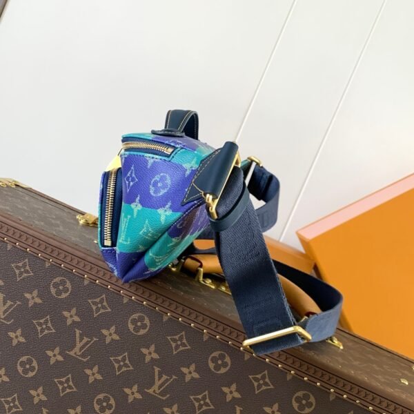 LOUIS VUITTON Rush fanny pack bag