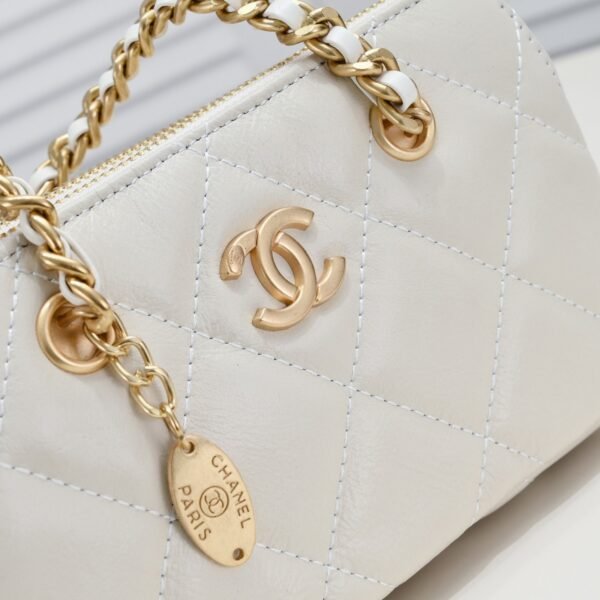 CHANEL 23KGold Coin Chain Bag