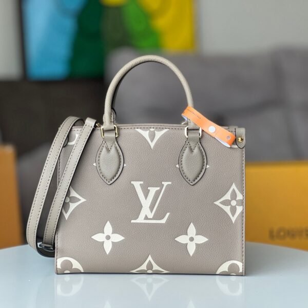 LOUIS VUITTON Onthego Small tote bag